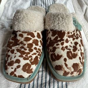 Ariat cowhide slippers